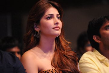 Shruthi-Hassan-at-Balupu-Audio-Function